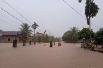 Kondisi Banjir di Koto XI Tarusan Kabupaten Pesisir Selatan, Senin (23/11)